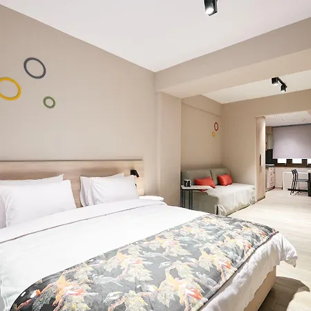 The Mavili Urban Szálloda 3*